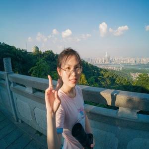 郁雁卉